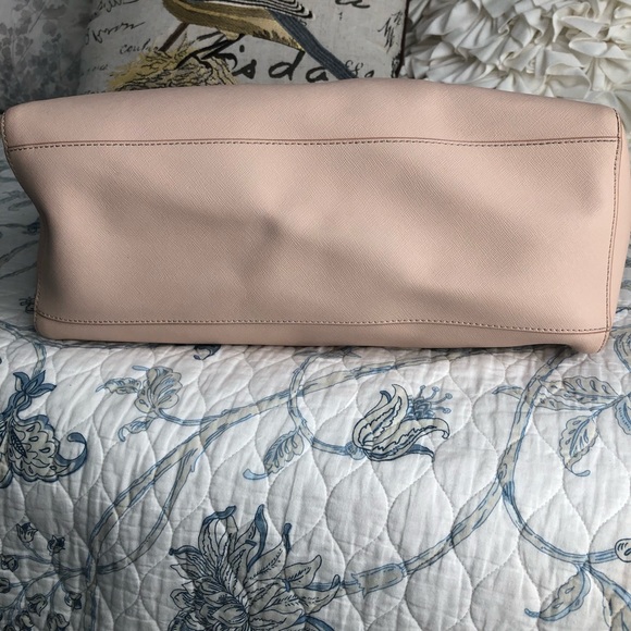 Tory Burch Large York Leather Buckle Tote - Picture 3 of 6